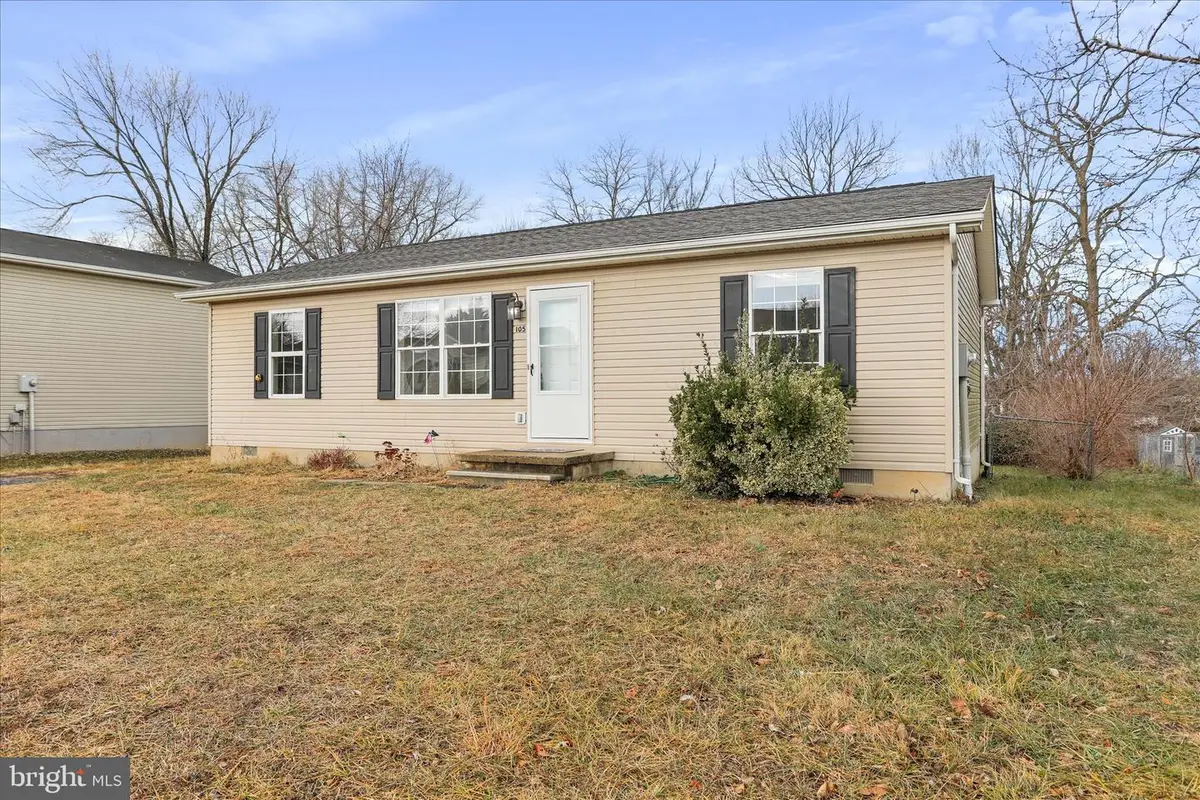 105 Midnoon Dr, Martinsburg, WV 25404 - Image #1