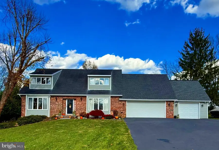 752 Panorama Dr, Martinsburg, WV 25403 - Image #2