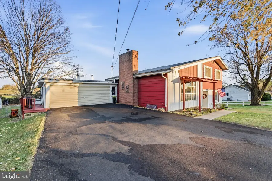 68 Talbott Ave, Martinsburg, WV 25405 - Image #2