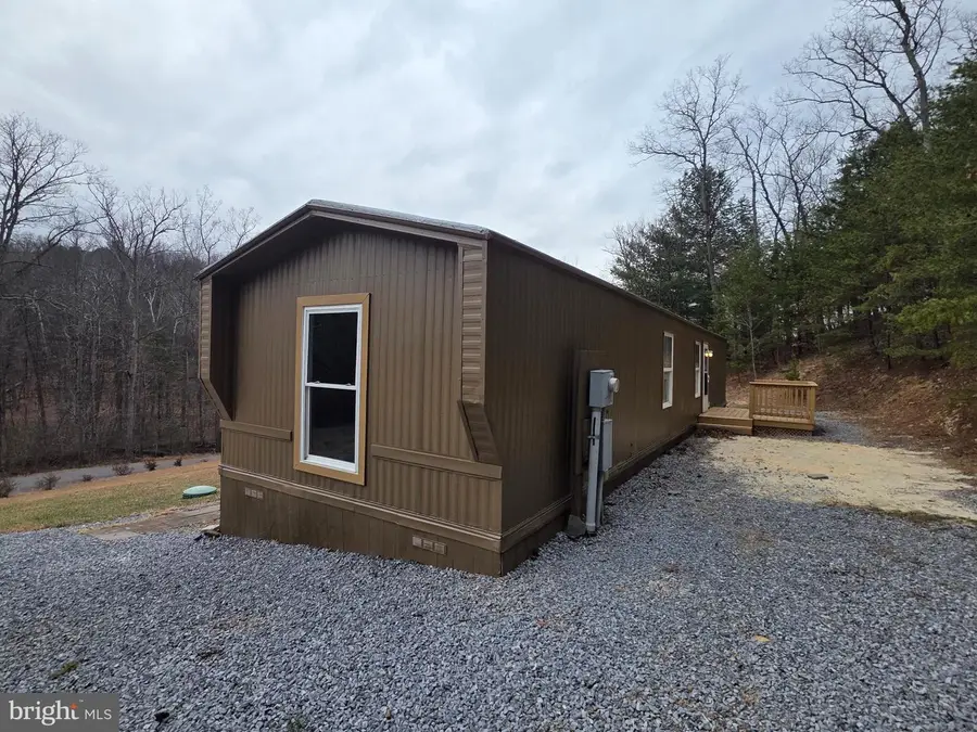 2732 Crossroad School Rd, Hedgesville, WV 25427 - Image #3