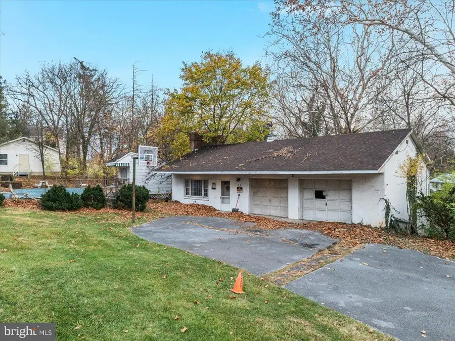 1017 Winchester Ave, Martinsburg, WV 25401 - Image #3