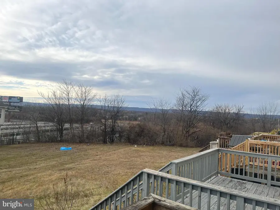 17 Electra Ct, Martinsburg, WV 25401 - Image #3