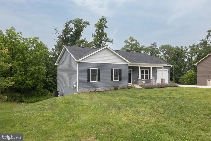 33 Sinker Dr, Inwood, WV 25428 - #2