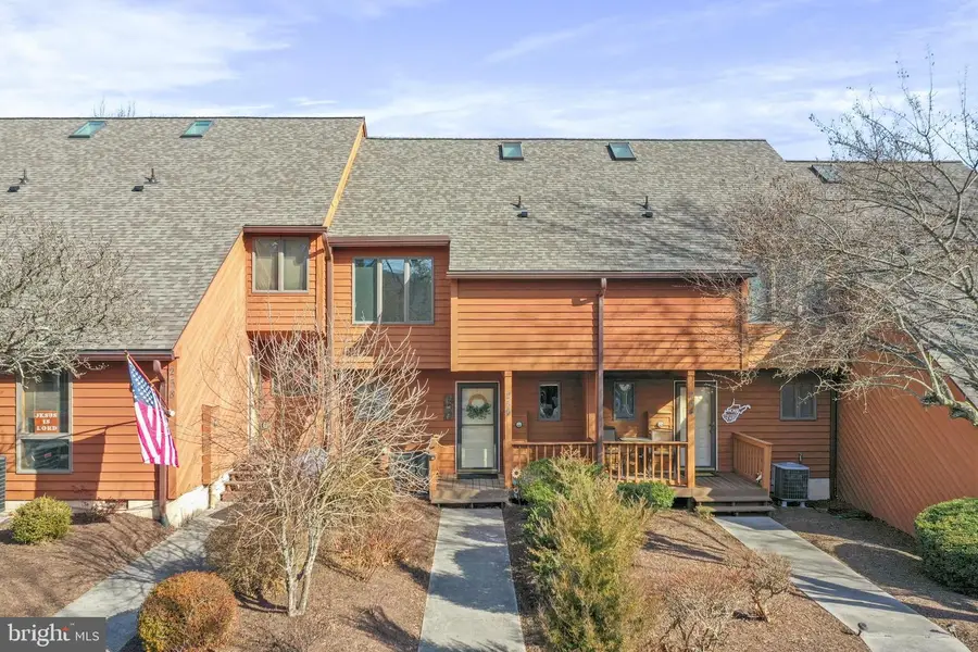 256 Tecumseh Trl, Hedgesville, WV 25427 - #3