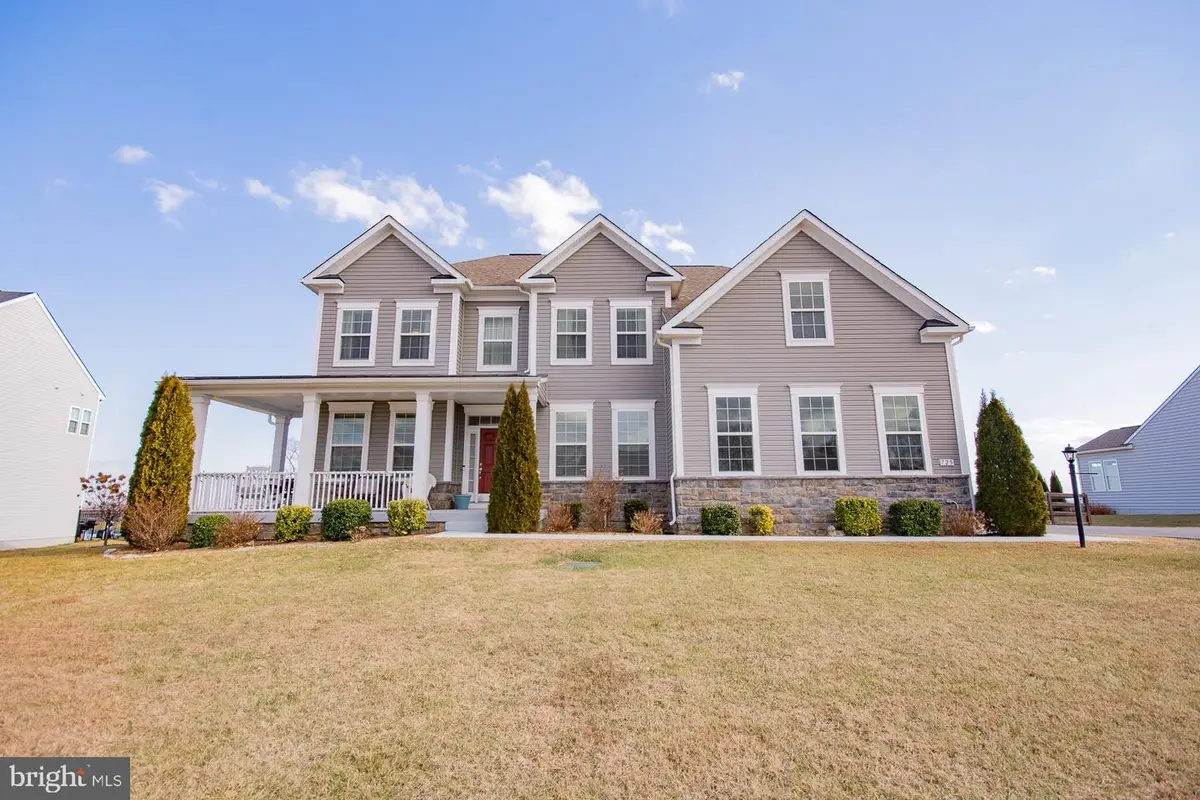 725 Holland Dr, Martinsburg, WV 25403 - #1