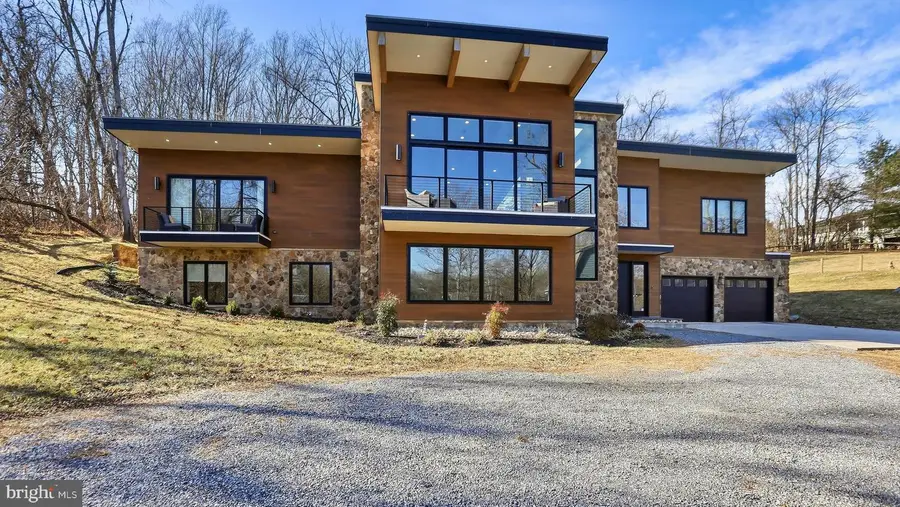 222 Vaughndom Way, Martinsburg, WV 25404 - Image #2