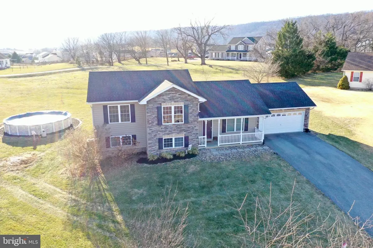 57 Kapalua Ct, Martinsburg, WV 25403 - Image #1