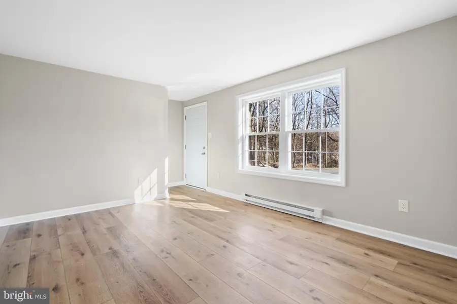 215 Arch St, Martinsburg, WV 25401 - Image #3