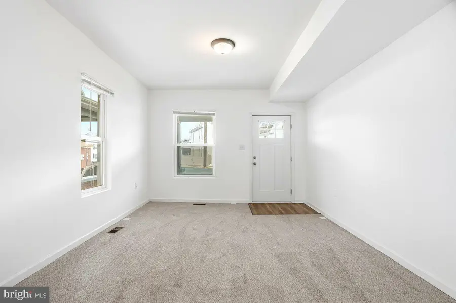 728 N Queen St, Martinsburg, WV 25404 - #3