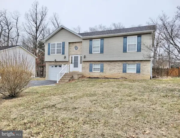 206 Scarlet Oak Dr, MARTINSBURG, WV 25405