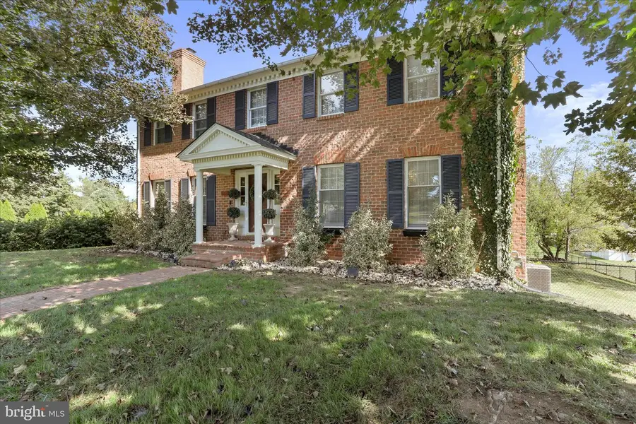 305 N Red Hill Rd, Martinsburg, WV 25401 - Image #2