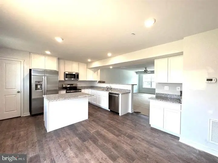 147 Olga Dr, Martinsburg, WV 25403 - Image #3