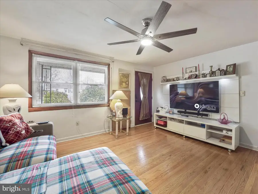 125 Richard St, Martinsburg, WV 25404 - #3