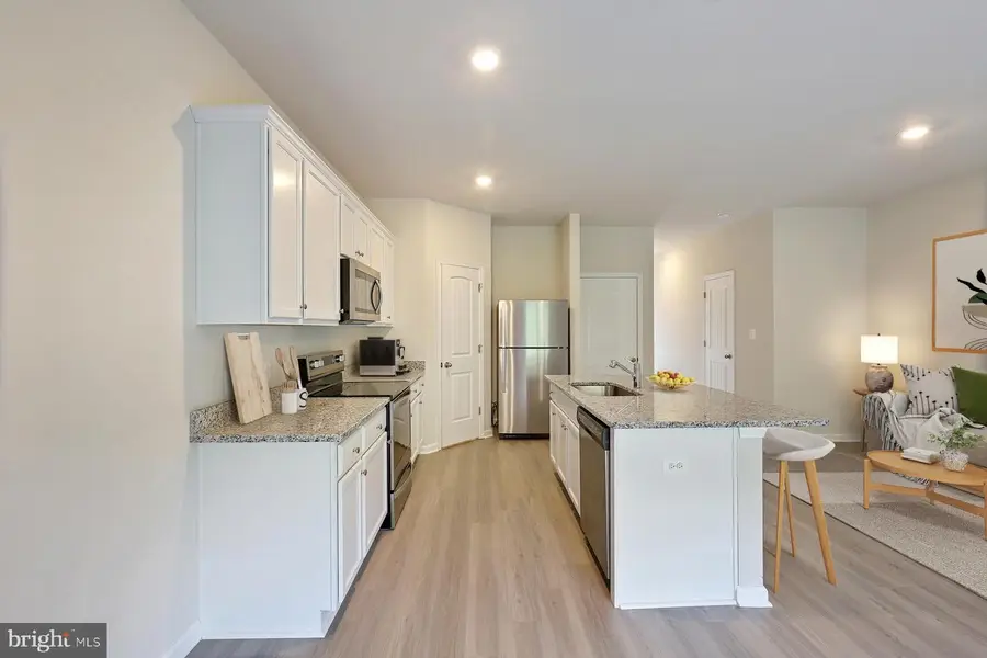 26 Paddington St, Falling Waters, WV 25419 - Image #2