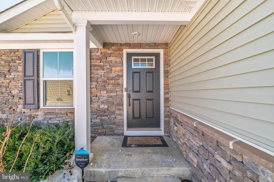 54 Norfolk Ln, Martinsburg, WV 25405 - #3