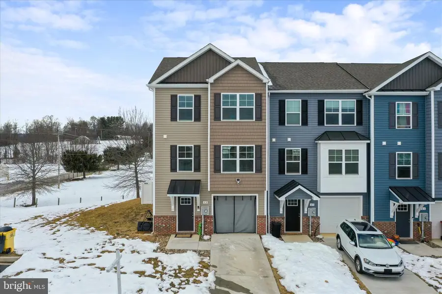 13 Olga Dr, Martinsburg, WV 25403 - #2