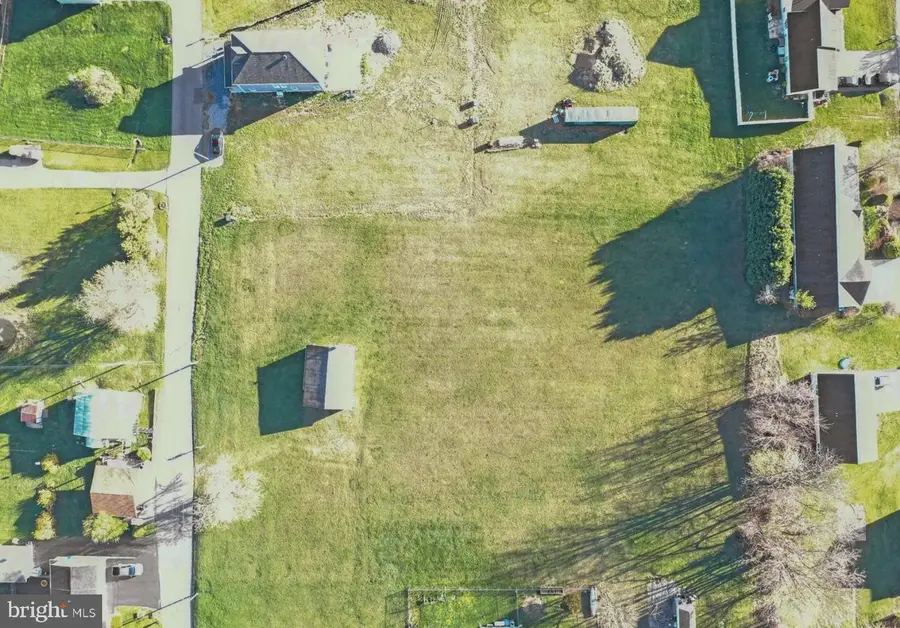 Bumble Bee Lane, Martinsburg, WV 25404 - #2