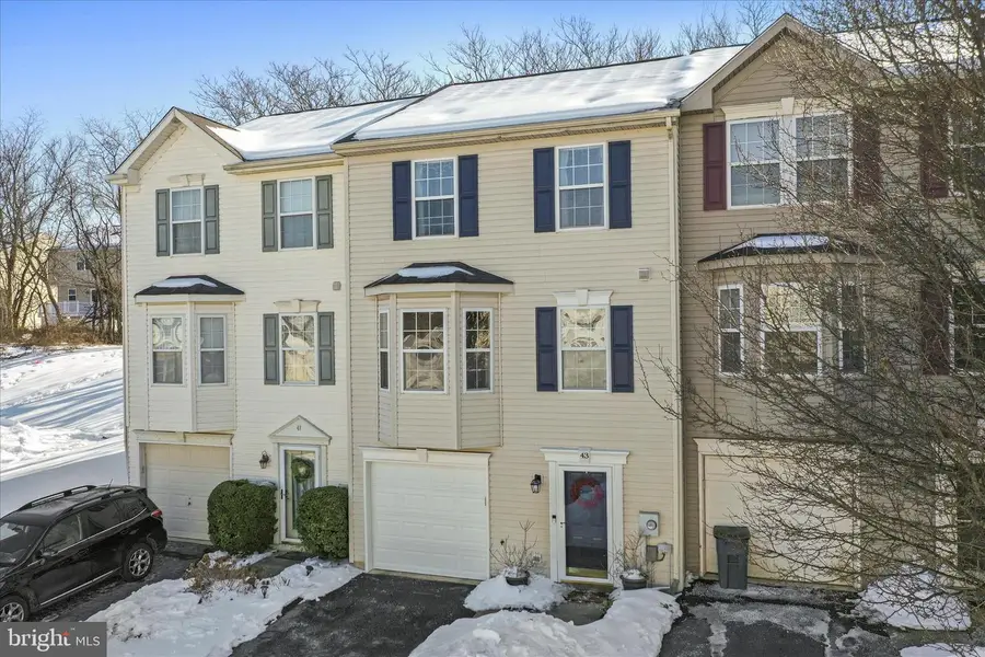 43 Quince Tree Dr, Martinsburg, WV 25403 - Image #2