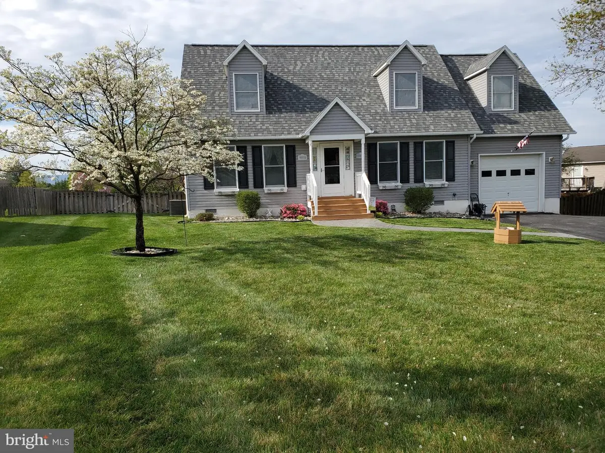 81 Barbie Ln, Martinsburg, WV 25405 - Image #1