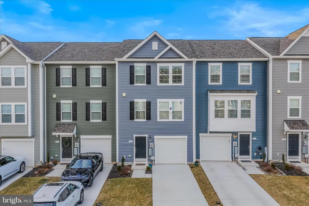 19 Clifton Mnr, Falling Waters, WV 25419 - #1