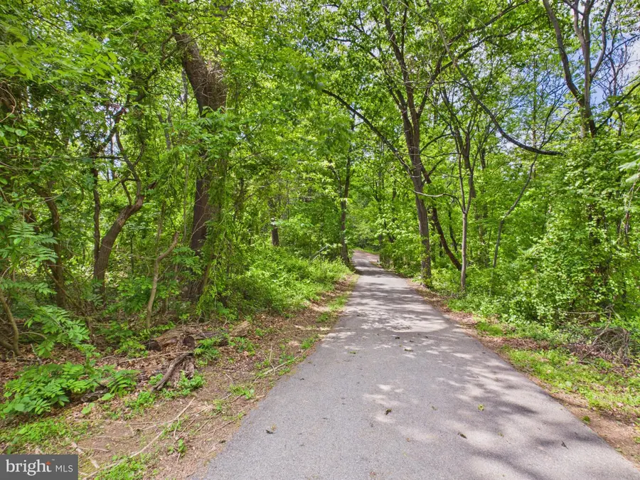 674 Potato Hill St, Hedgesville, WV 25427 - #3
