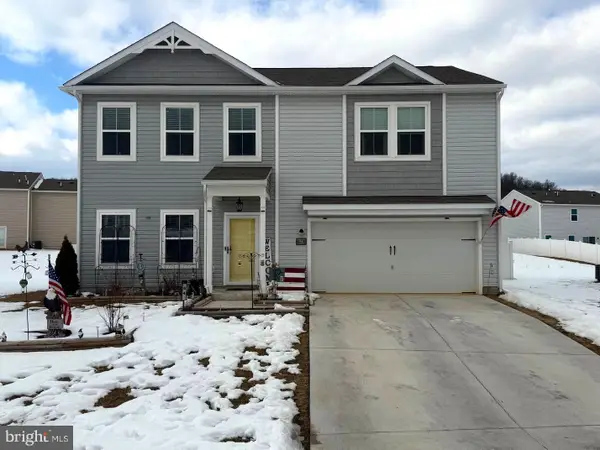 84 Preening Rd, HEDGESVILLE, WV 25427