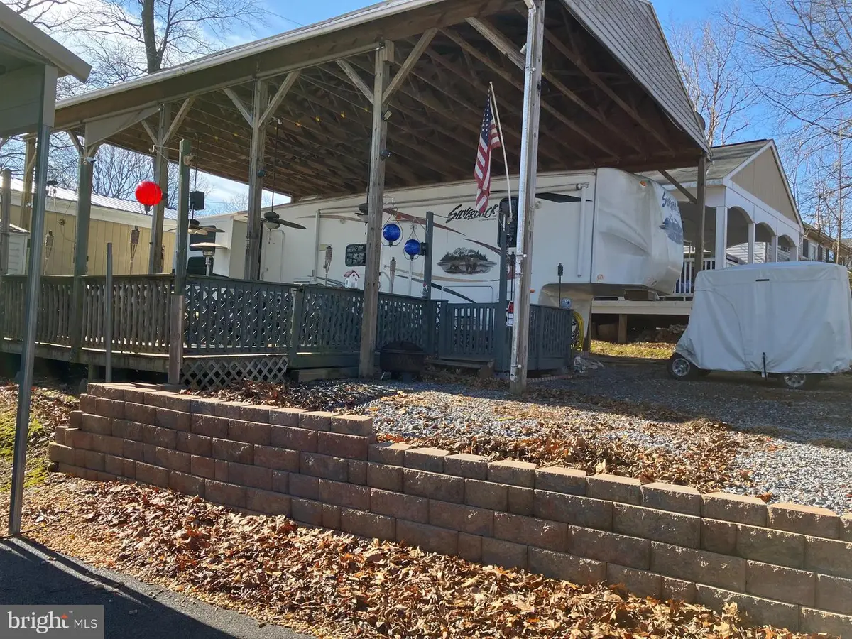 Block 25 Lot 8 Poison Oak, Falling Waters, WV 25419 - #1