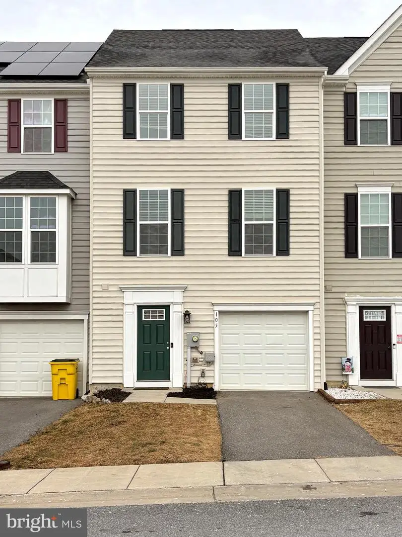 105 Montreal Way, Falling Waters, WV 25419 - #1