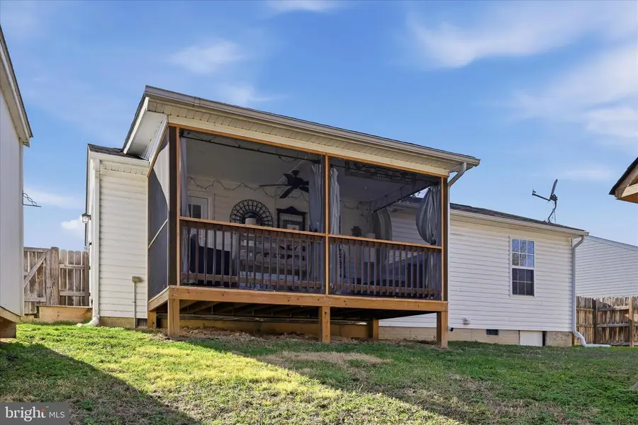 73 Eisenhower Cir, Inwood, WV 25428 - #2