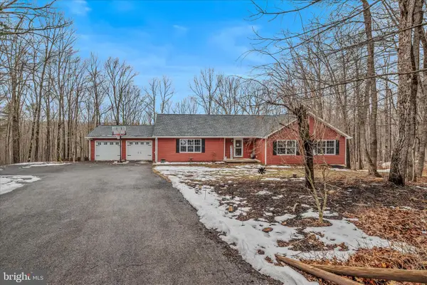 242 Driftwood Dr, GERRARDSTOWN, WV 25420