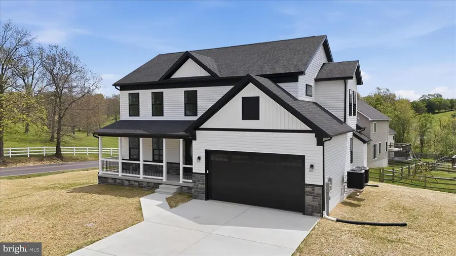 19 Bogey Dr, Martinsburg, WV 25405 - #2