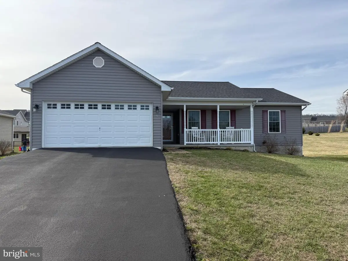 82 Latrobe Dr, Martinsburg, WV 25403 - #1