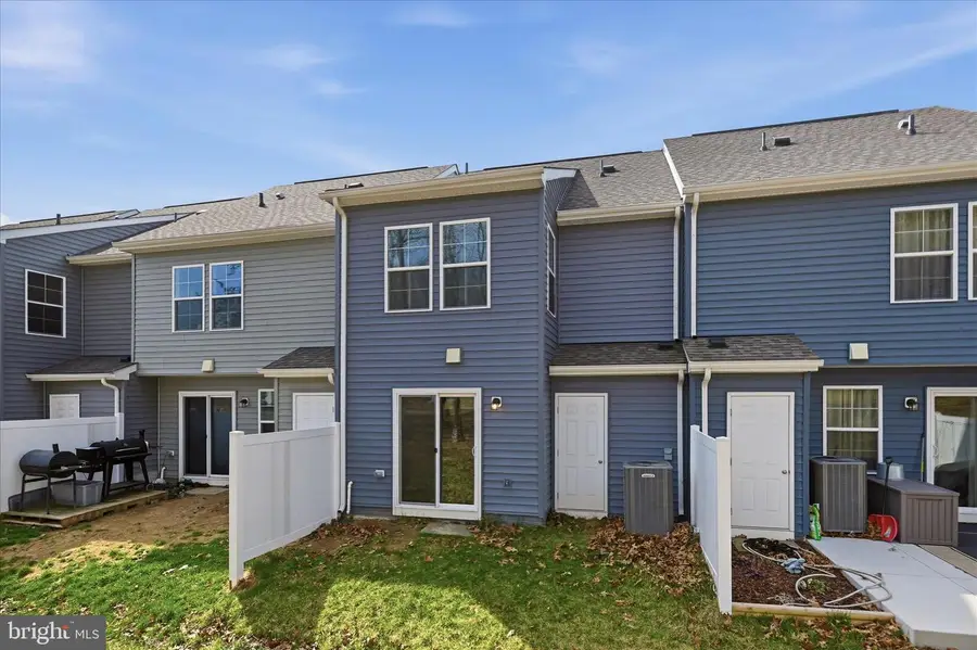 32 Pitch Pine Ct, Bunker Hill, WV 25413 - #2