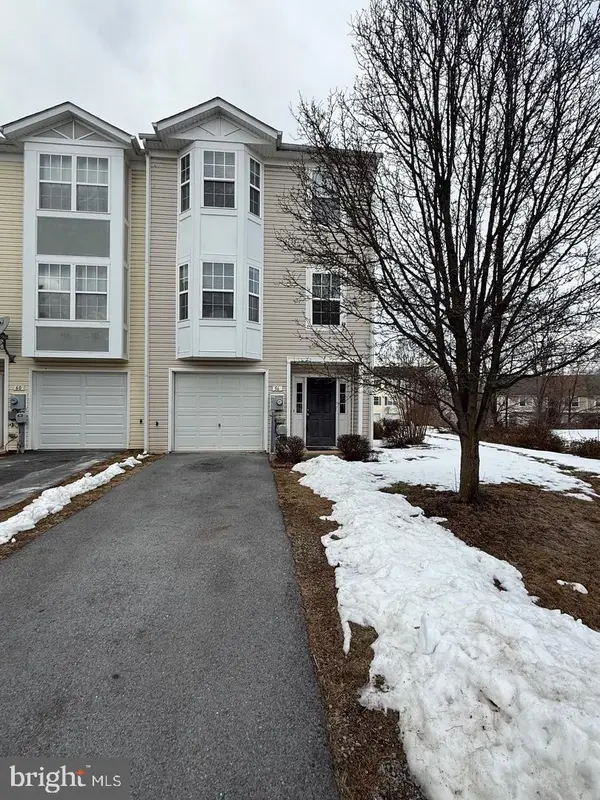 56 Foal Ln, MARTINSBURG, WV 25405