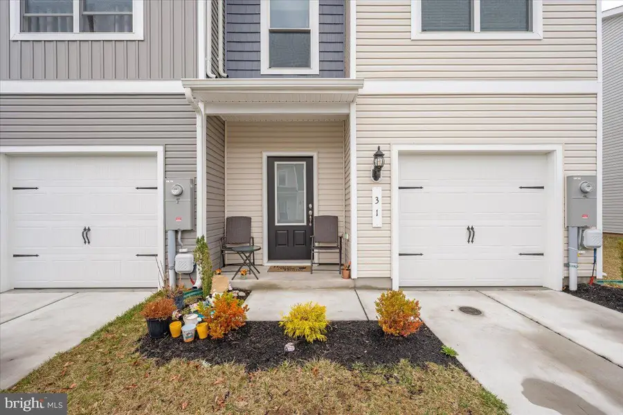 31 Bloomsbury St, Falling Waters, WV 25419 - #2