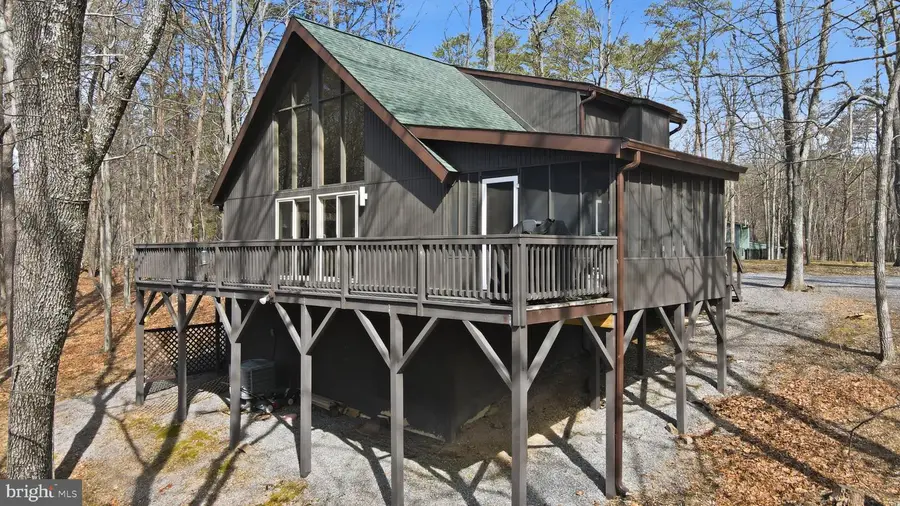 904 Walden Rd, Hedgesville, WV 25427 - #2