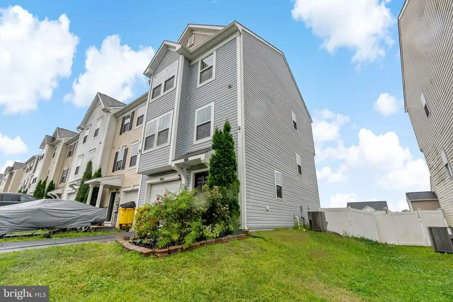 362 Rumbling Rock Rd, Hedgesville, WV 25427 - #2