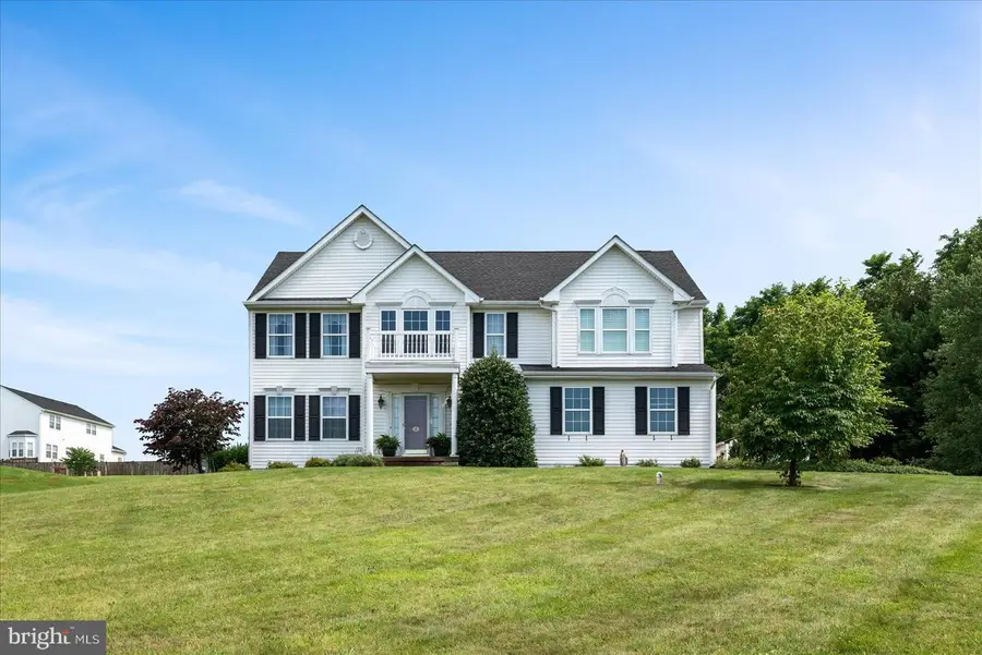 577 Pinnacle Dr, Bunker Hill, WV 25413 - #2