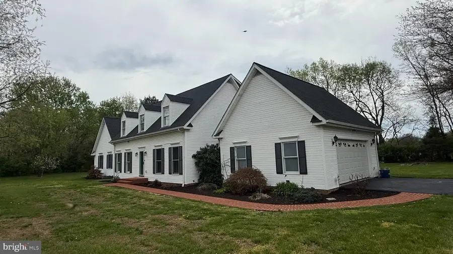 12 Columbus Ct, Martinsburg, WV 25404 - #3