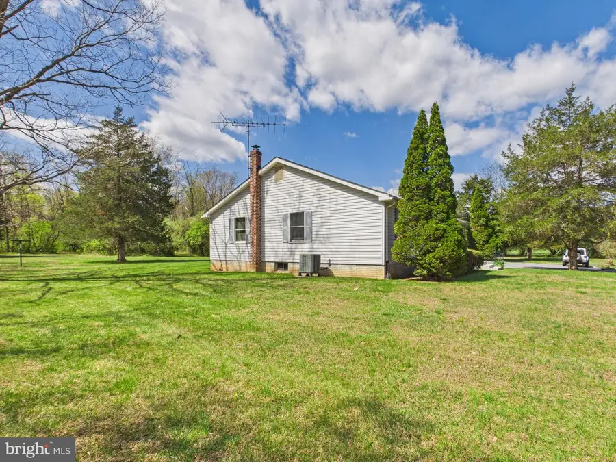 779 Cider Dr, Bunker Hill, WV 25413 - #3