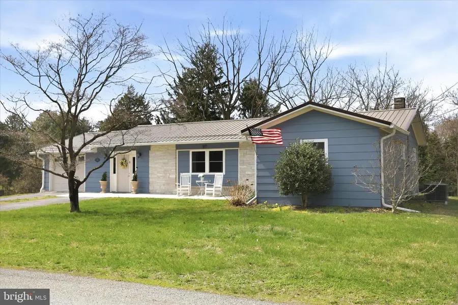 97 Clohan Ave, Martinsburg, WV 25404 - #2