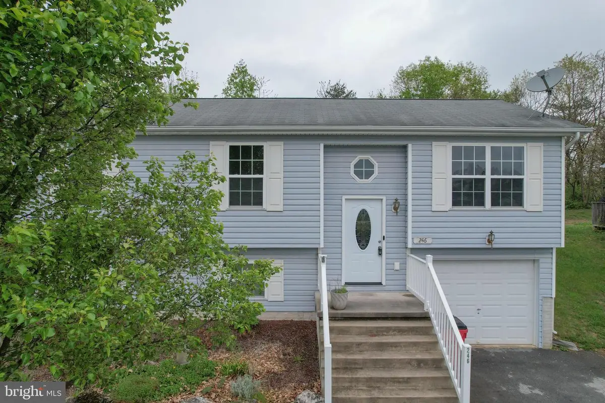246 Freight Car Cir, Bunker Hill, WV 25413 - #1