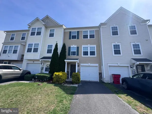 334 Rumbling Rock Rd, HEDGESVILLE, WV 25427