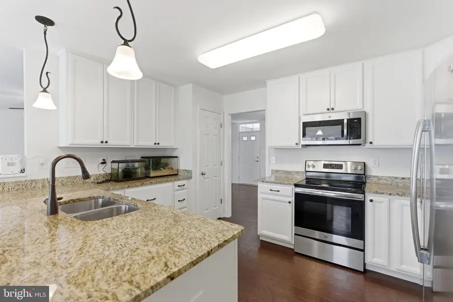 651 Aqueduct Ave, Martinsburg, WV 25404 - #2