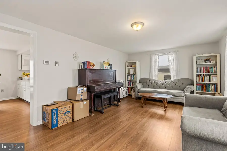 94 Tulip Ct, Falling Waters, WV 25419 - #3