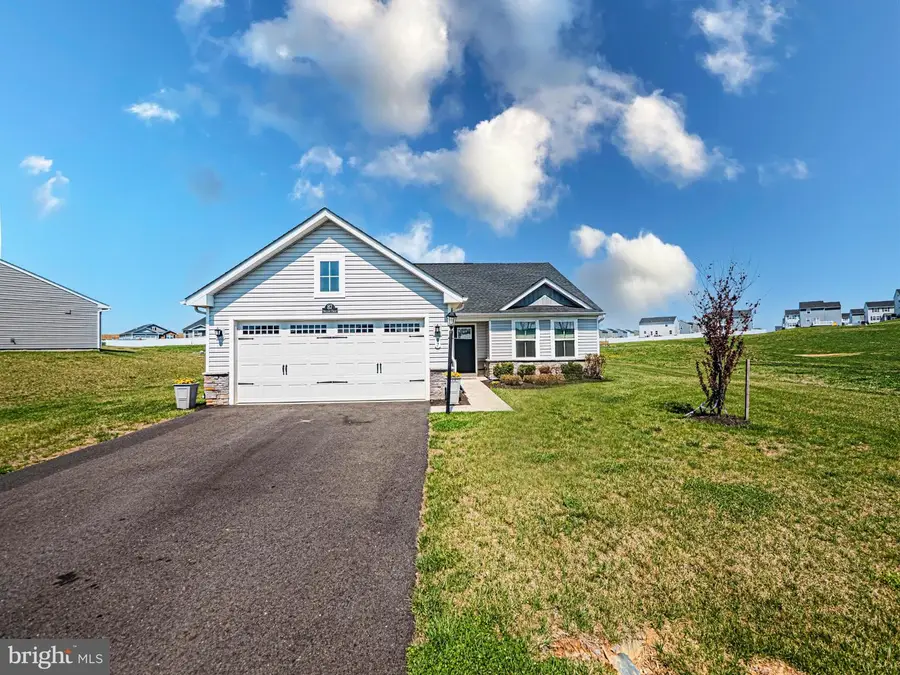 87 Opulent Ct, Hedgesville, WV 25427 - #2