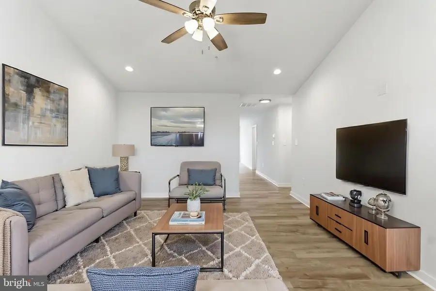 P5 Barrier Reef Dr, Martinsburg, WV 25403 - #3