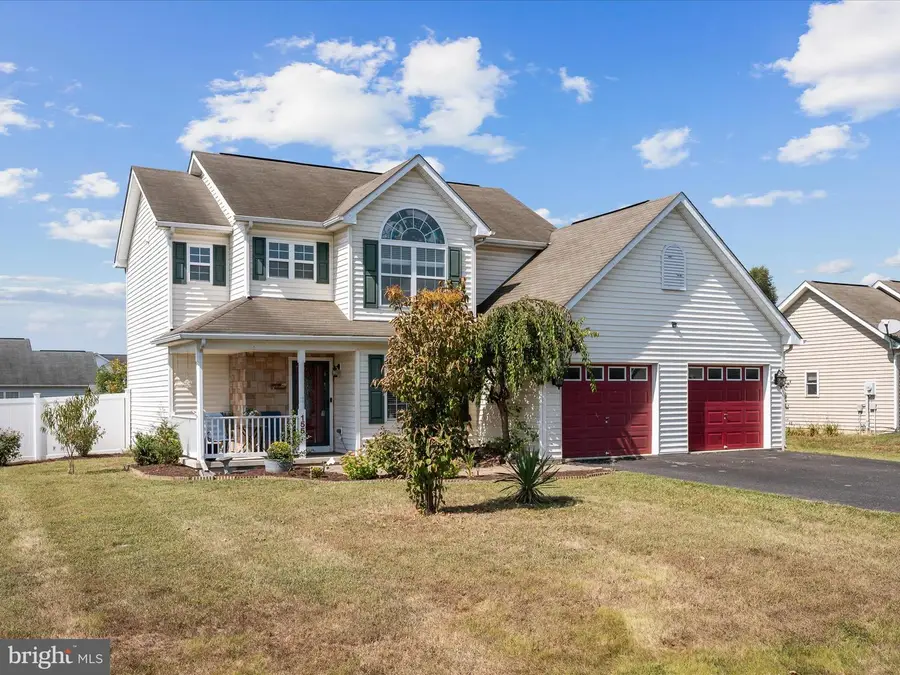 155 Fenimore Dr, Inwood, WV 25428 - #2