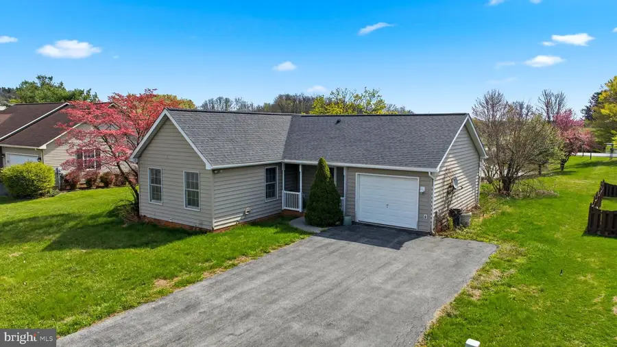 88 Pastoral Ct, Martinsburg, WV 25403 - #2