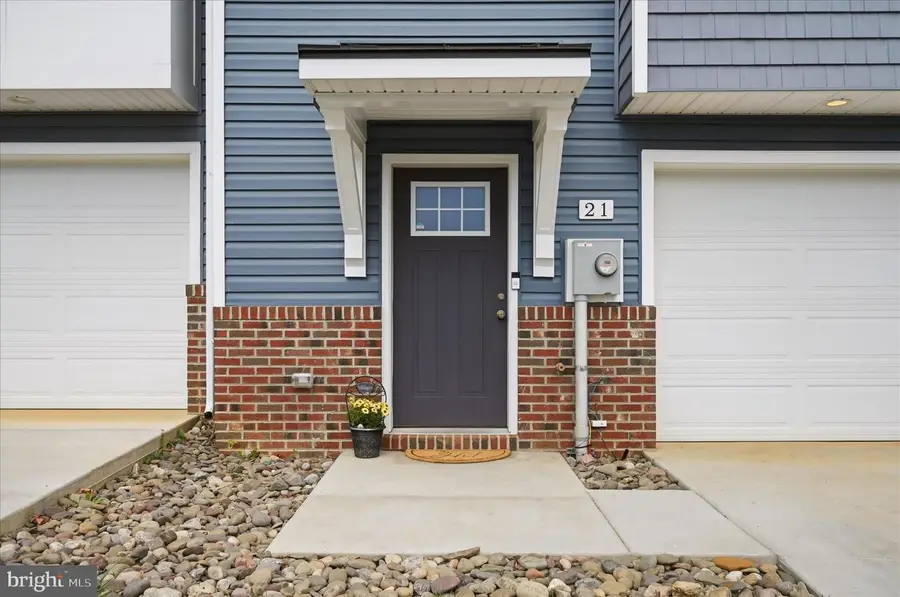 21 Olga Dr, Martinsburg, WV 25403 - #2